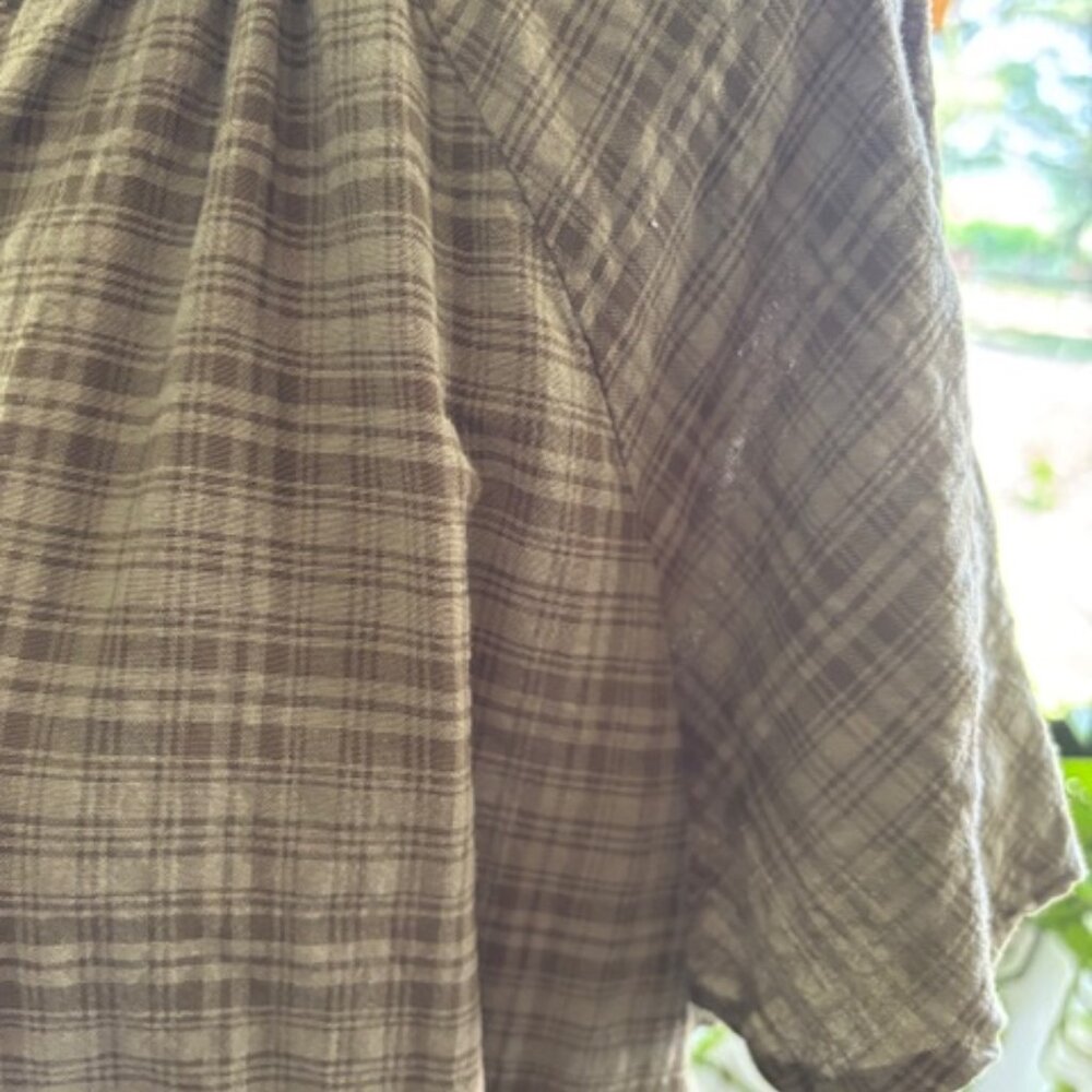 Lot of 4 Woman's Shirts - Picture 2 of 13
